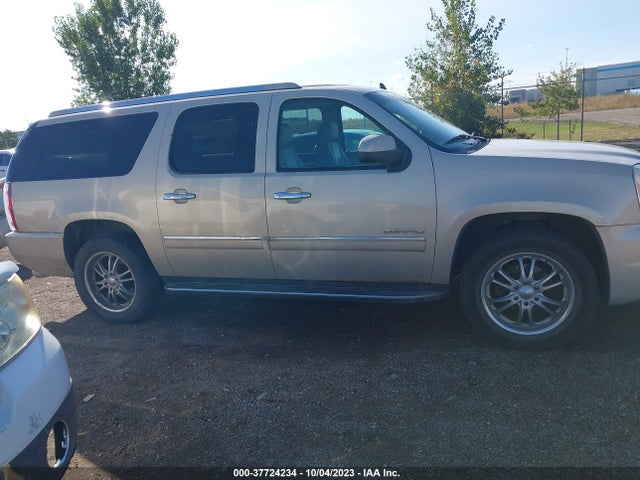 2011 GMC YUKON XL DENALI VIN: 1GKS2MEF2BR312279