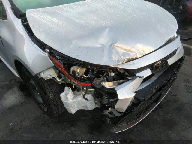 Toyota COROLLA LE 2022 JTDEPMAE4N3021359 Image 6