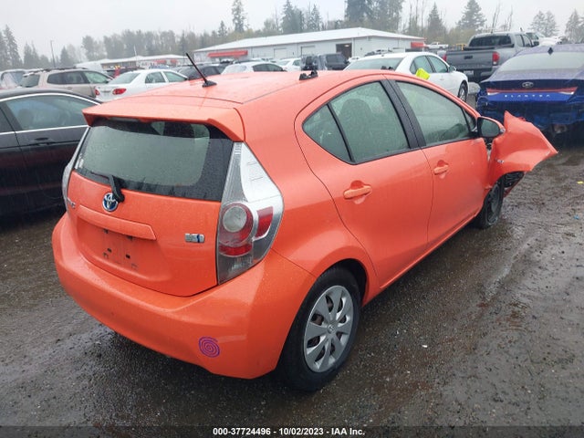 Toyota Prius C One/three/two/four 2014 JTDKDTB33E1060300 Image 9