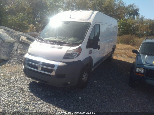 3C6TRVDG1JE116069 RAM Promaster Cargo Van