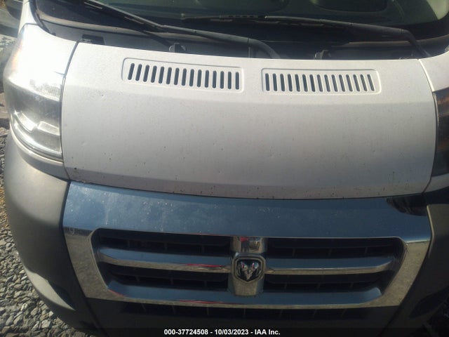 3C6TRVDG1JE116069 RAM Promaster Cargo Van