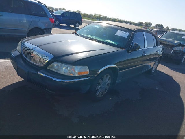 2003 LINCOLN TOWN CAR CARTIER L VIN: 1LNHM85W43Y674365