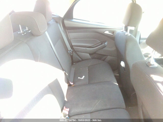 Ford FOCUS SE 2015 1FADP3K23FL282869 Image 8