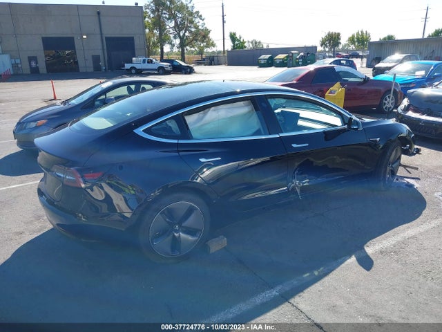 Tesla Model 3 Range Battery 2018 5YJ3E1EA9JF152139 Image 4