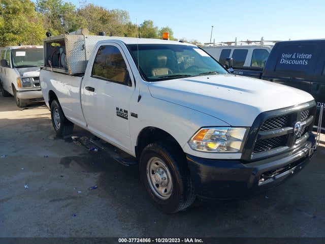 RAM 2500 Tradesman 2016 3C6LR4ATXGG390587 main image