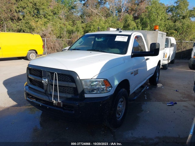 RAM 2500 Tradesman 2016 3C6LR4ATXGG390587 Image 2