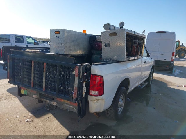 RAM 2500 Tradesman 2016 3C6LR4ATXGG390587 Image 4