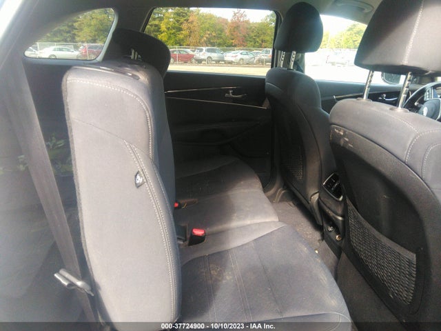 2019 KIA SORENTO LX VIN: 5XYPGDA34KG439905