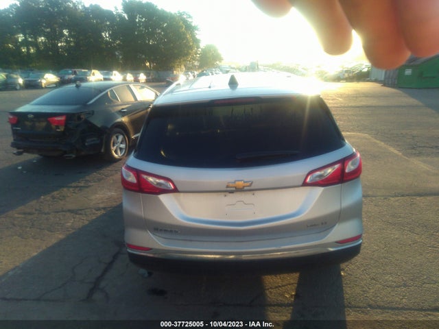 Chevrolet EQUINOX LT 2018 2GNAXSEV9J6314746 Image 15