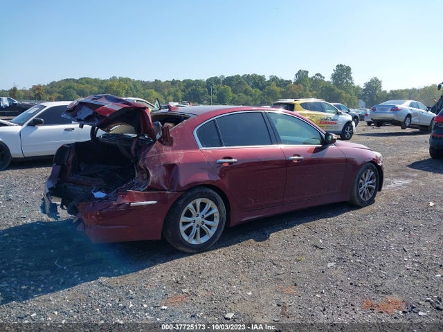 2013 HYUNDAI GENESIS 3.8L VIN: KMHGC4DD1DU215780
