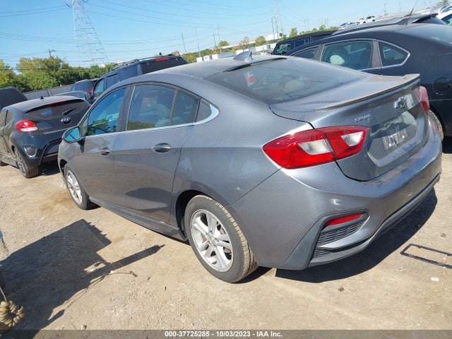 Chevrolet CRUZE LT 2018 1G1BE5SMXJ7248152 Image 3