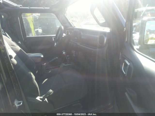 1C4HJXDG6JW298312 Jeep Wrangler Unlimited Sport S