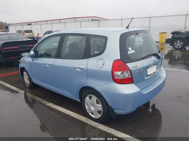 2008 HONDA FIT VIN: JHMGD38428S057570