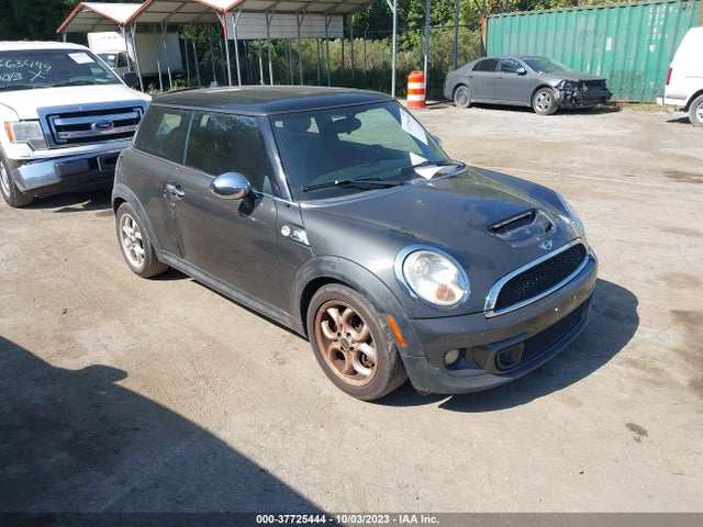 2011 MINI COOPER HARDTOP WMWSV3C54BTY10314 Photo 0