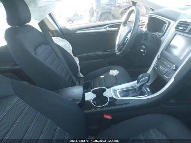 1FA6P0H76G5126941 Ford FUSION SE