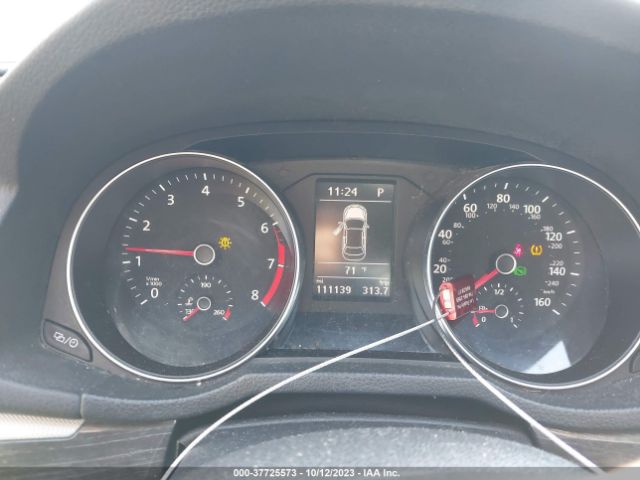 1VWBT7A33GC026552 Volkswagen Passat 1.8t Se