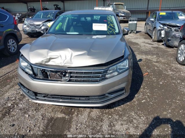 1VWBT7A33GC026552 Volkswagen Passat 1.8t Se
