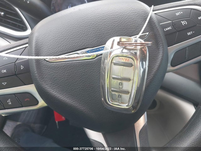2C4RC1CG8HR798018 Chrysler Pacifica Lx