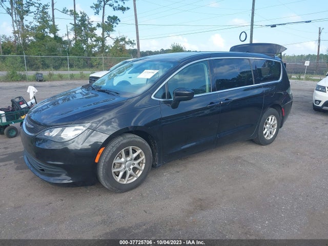 Chrysler Pacifica Lx 2017 2C4RC1CG8HR798018 Image 2