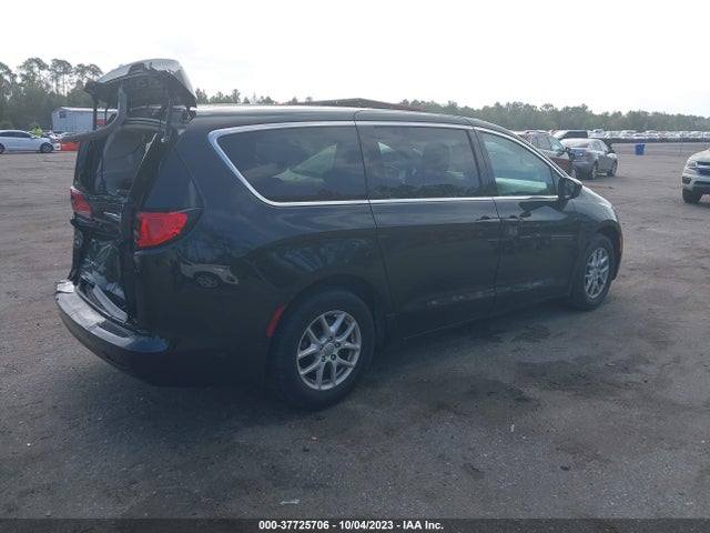 Chrysler Pacifica Lx 2017 2C4RC1CG8HR798018 Image 4