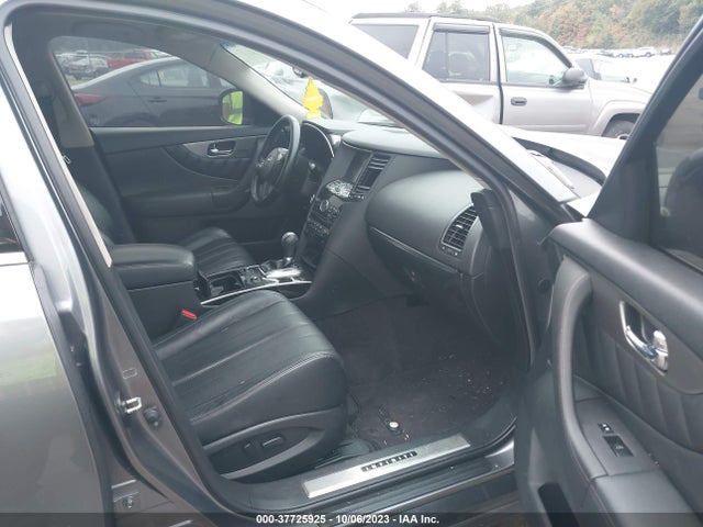 JN8CS1MW3HM416015 Infiniti QX70