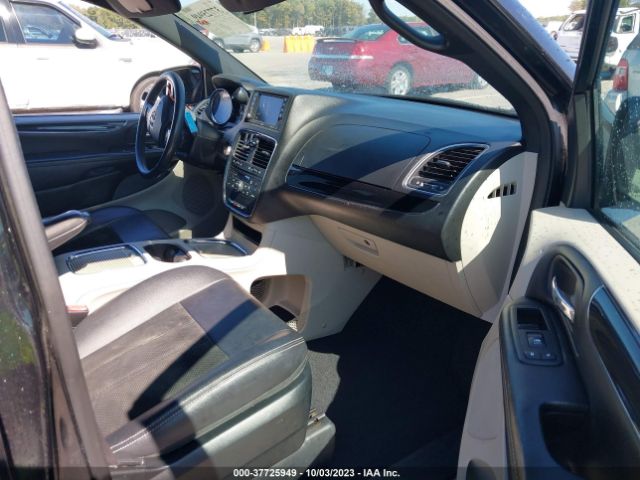 2C4RDGCG0GR349009 Dodge Grand Caravan Sxt Plus