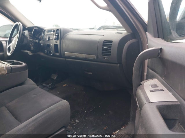 2009 CHEVROLET SILVERADO 1500 LT VIN: 1GCEK29059Z262734