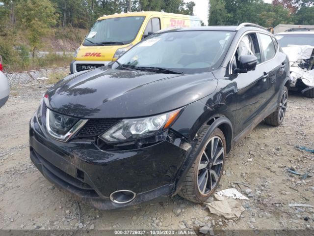 JN1BJ1CR7HW115454 Nissan Rogue Sport Sl