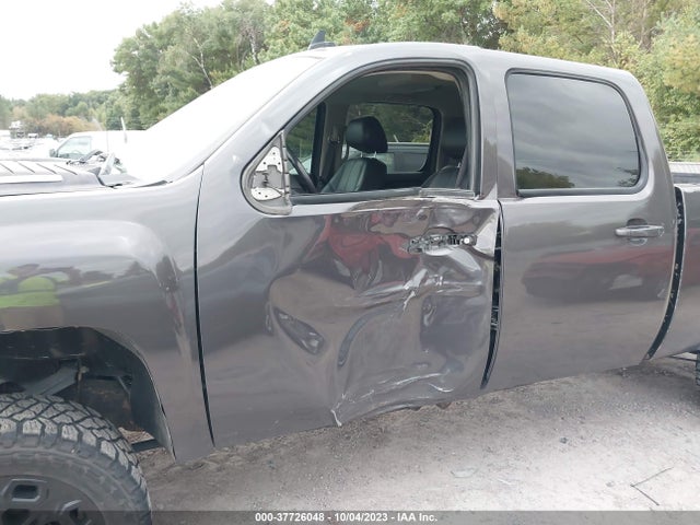 2011 CHEVROLET SILVERADO 2500HD LTZ VIN: 1GC1KYC89BF128333