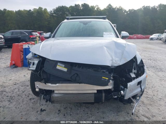 WA1BNAFY7K2048965 Audi Q5 Premium Plus