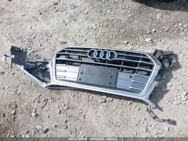 WA1BNAFY7K2048965 Audi Q5 Premium Plus