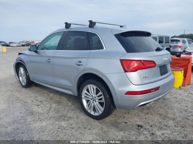 WA1BNAFY7K2048965 Audi Q5 Premium Plus