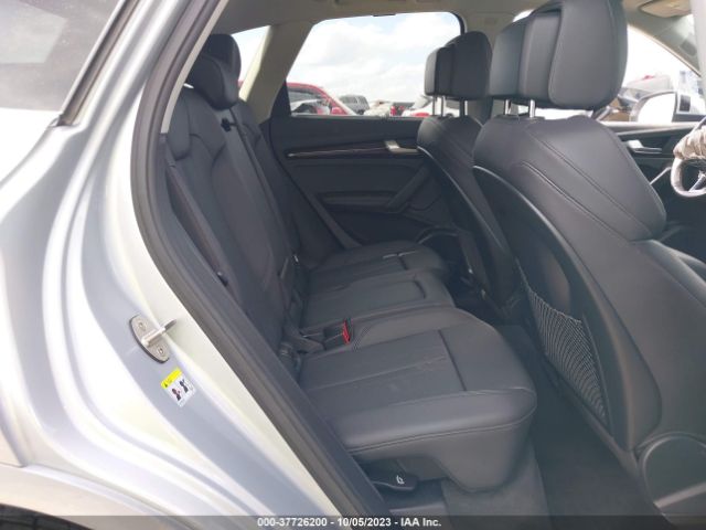 WA1BNAFY7K2048965 Audi Q5 Premium Plus