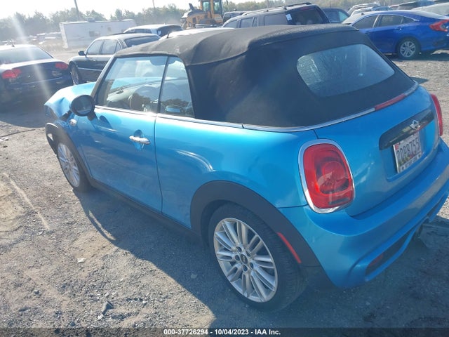 2018 MINI CONVERTIBLE WMWWG9C51J3C82585 Photo 2