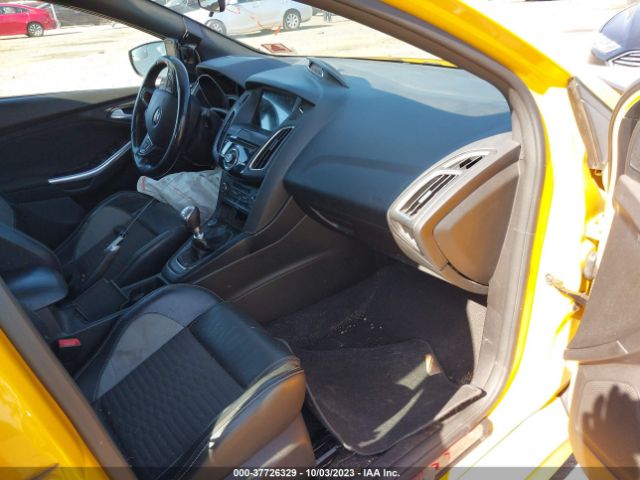 1FADP3L90GL223792 Ford FOCUS ST