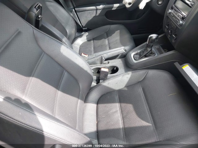 2014 VOLKSWAGEN JETTA SEDAN SE VIN: 3VWD07AJ1EM256134