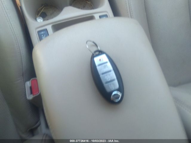 5N1AT2MVXEC810332 Nissan Rogue Sl