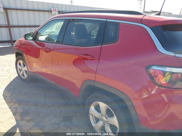 3C4NJCBB2KT638162 Jeep Compass Latitude
