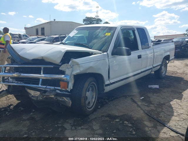 1997 CHEVROLET C/K 1500 VIN: 2GCEC19M3V1139656