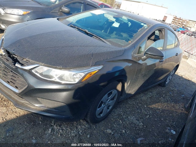 Chevrolet Cruze Ls Auto 2017 1G1BC5SMXH7137116 Image 2