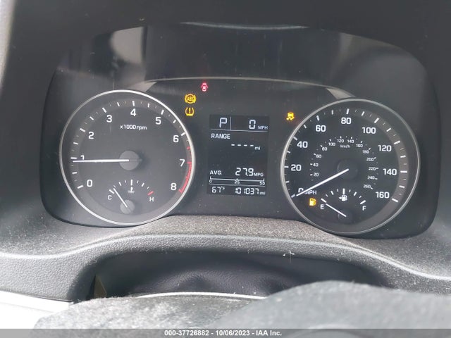 Hyundai ELANTRA SE 2018 KMHD74LF1JU554111 Image 7