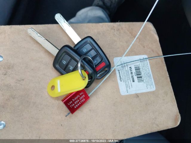 19XFC2F55GE095723 Honda Civic Sedan Lx