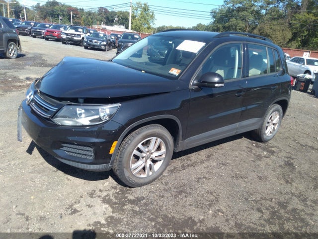 WVGBV7AX8HK020877 Volkswagen TIGUAN