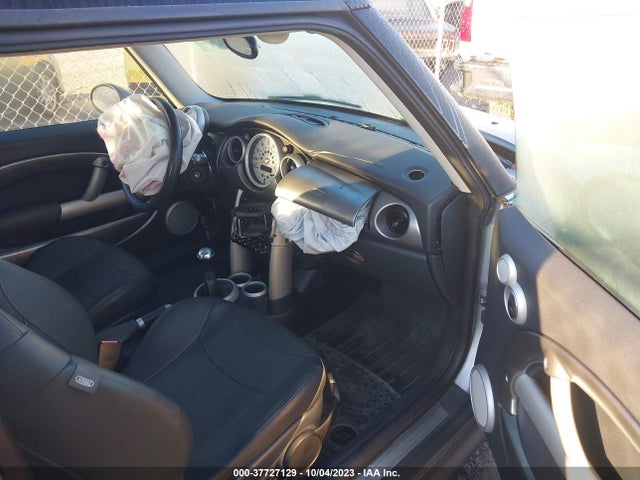 2004 MINI COOPER S WMWRE33434TD80691 Photo 4
