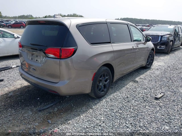 2C4RC1FG9JR305996 Chrysler Pacifica Touring Plus