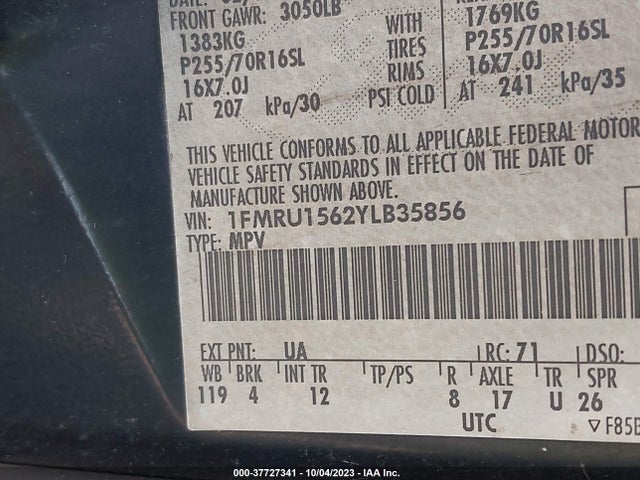 2000 FORD EXPEDITION XLT VIN: 1FMRU1562YLB35856