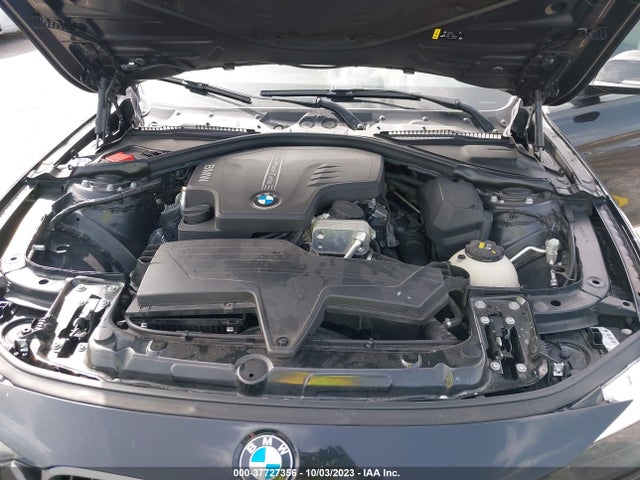 BMW 320i 2017 WBA8A9C51HK619814 Image 10