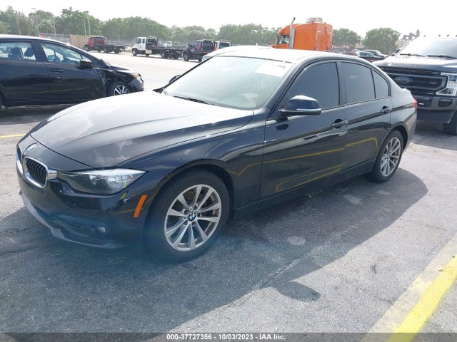 BMW 320i 2017 WBA8A9C51HK619814 Image 2
