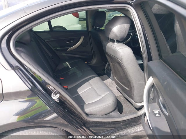 BMW 320i 2017 WBA8A9C51HK619814 Image 8