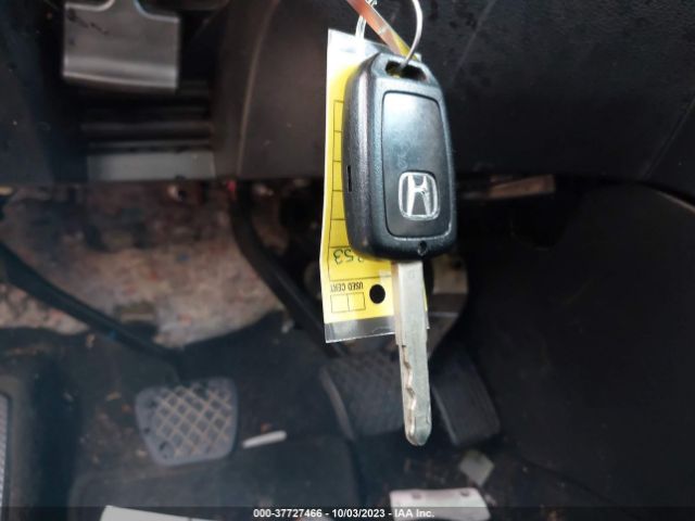 1HGCR2E32FA219323 Honda Accord Sedan Lx